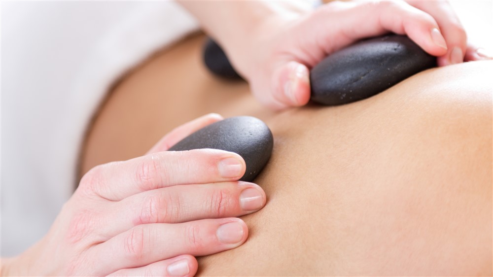 Massaggio Con Pietre Laviche